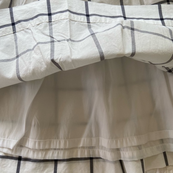 Brooks Brothers Red Fleece black and white windowpane skirt, size 12 - Picture 3 of 4